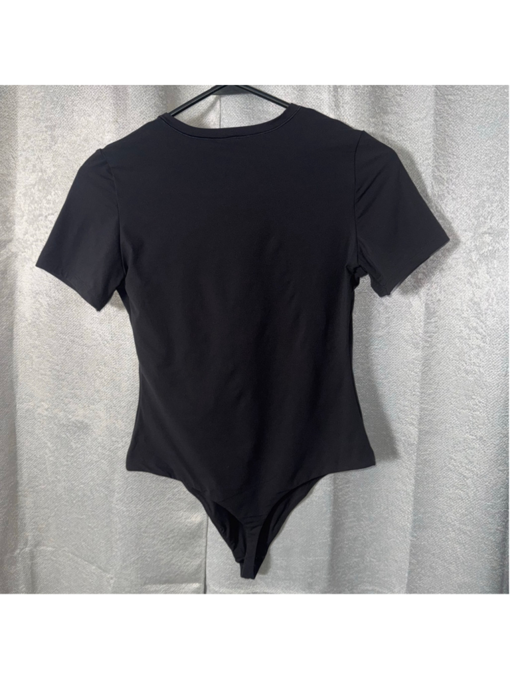 Women's Quince Black Bodysuit Size M Stretch Layering - Picture 2 of 3